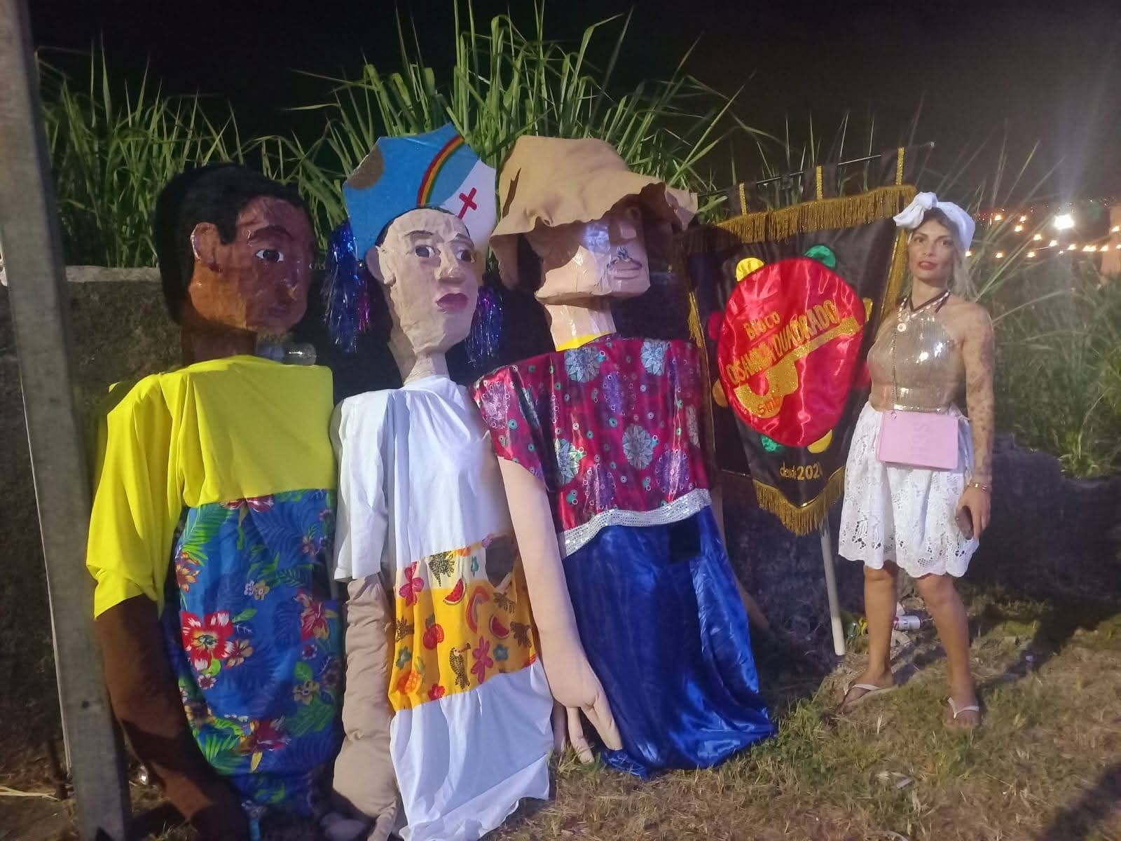 Boneco gigante Dona Cabocla